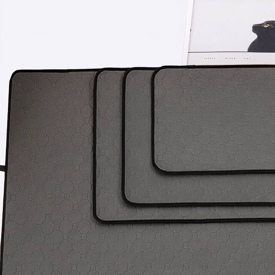 Tapis de toilette absorbant et lavable gris 4 escaliers pour chiens